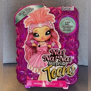 Na!Na!Na! Coco Von Sparkle Doll Teens Series 1